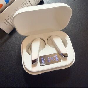 Wireless White Earbud Headphones